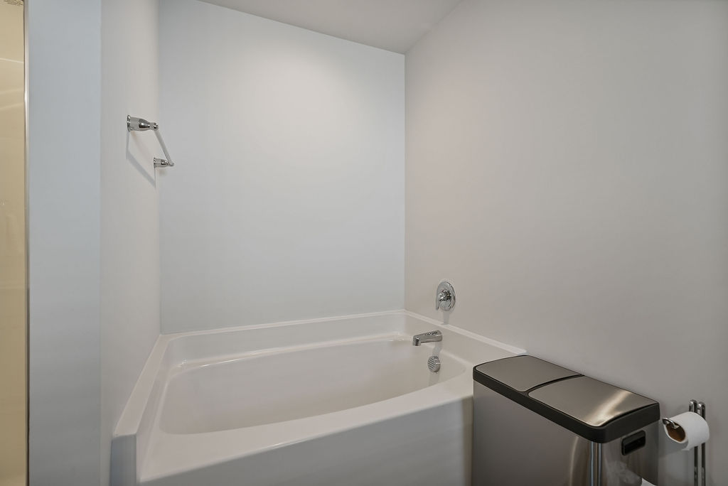 Garden tub in primary bathroom of 2024-built home in Kirwin Village, Raeford NC near Fort Bragg